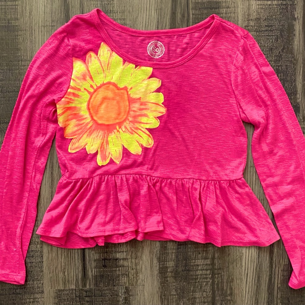 Pink sunflower top